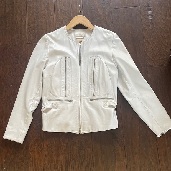 Bloomingdale's White Leather Jacket with Zipper Details - Picture 1 of 3